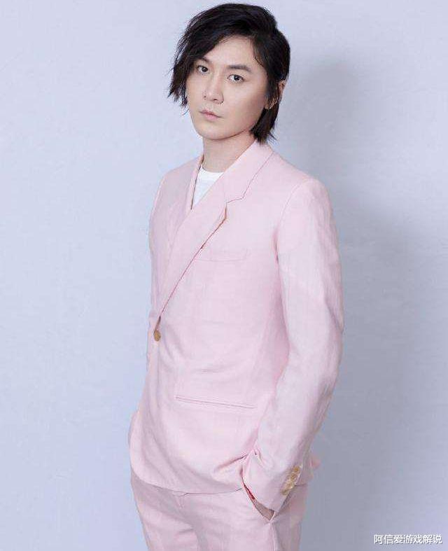 金色圣剑|金色圣剑最适合谁？不是嬴政不是芈月，大仙：她出一个平A秒射手