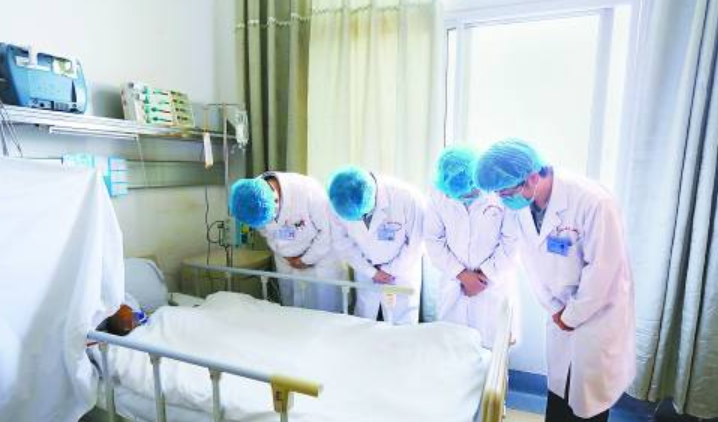 杭州|他推开门后泪奔,里面全是女儿器官的受捐者