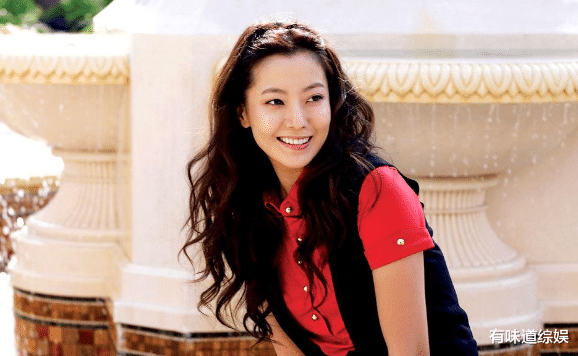 金喜善|金喜善因女儿丑被质疑整容，称孩子小没长开，9年后打脸简直太惨