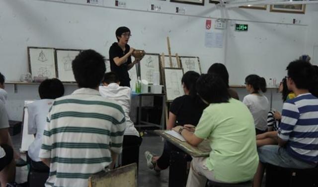 高校|教育部重要通知,要求高校撤销这八个专业,就业率差,毕业就失业