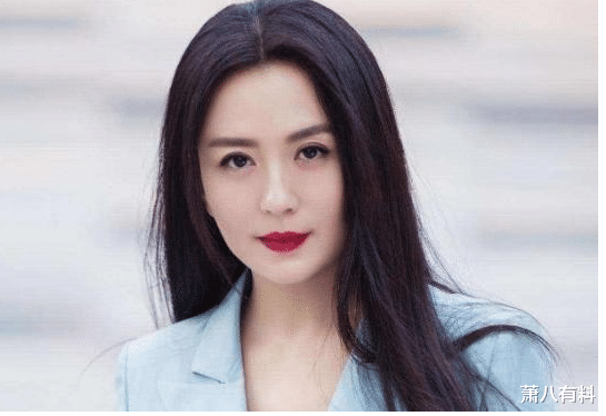 娱乐圈|她在拍戏时意外怀孕，竟不知生父是谁，如今独自一人养大孩子