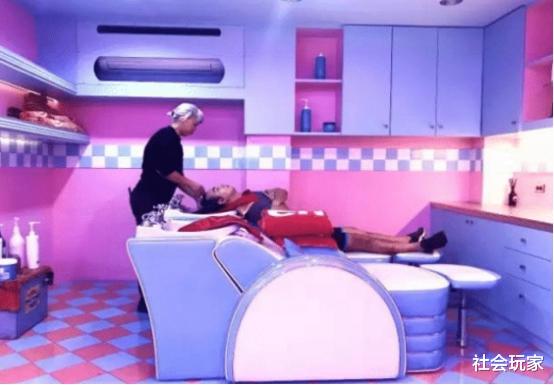 |为何去泰国旅游，最好不要错过路边理发店，导游说出其中“猫腻”