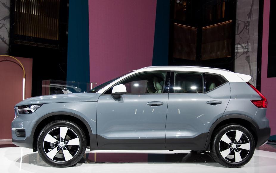 『沃尔沃xc40』沃尔沃XC40提车作业，车主开了210天，直白地谈了用车体验