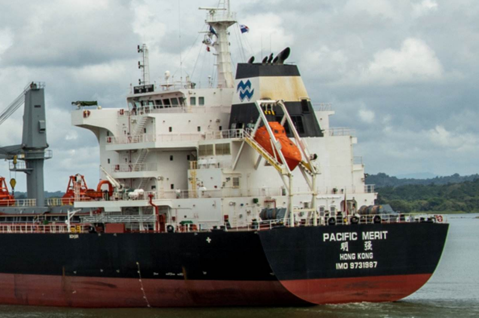 【军舰】扣押中国货轮？我国军舰一系列举动，对方不得不迅速释放