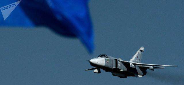 「侦察机」俄侦察机拍到日本海一幕，飞行员当机立断返航，随即身后传来巨响