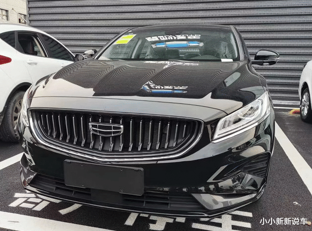 吉利汽车|全新吉利博瑞现身,换装黑色车标+沃尔沃S60前脸,配湿式双离合!