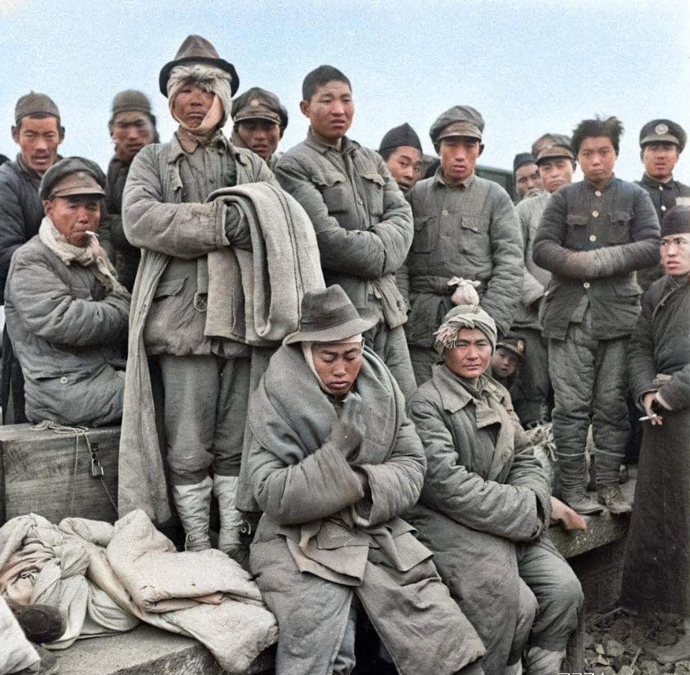 解放战争|罕见解放战争彩色照片：对比国军和解放军的精神面貌，国军必败