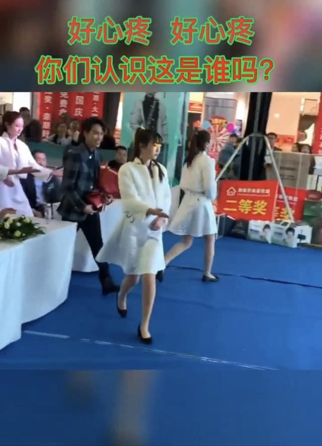 陈乐基|陈乐基舞台摔倒无人扶，卖力唱成名曲气氛冷清，被嘲只会一首歌