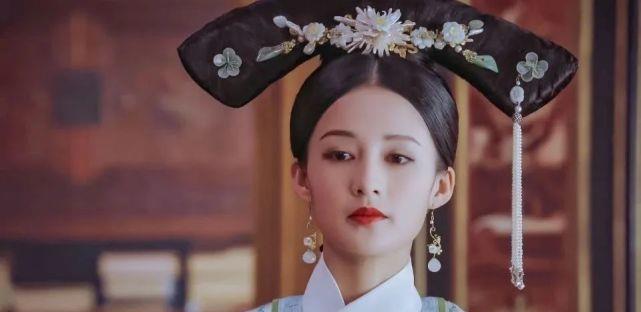 李沁|演女主剧不火,演女配剧火人不火,演技碾压一片小花却命里缺红?