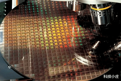 华为|联发科突然宣布！华为措手不及，没想到台积电才是“亲兄弟”？