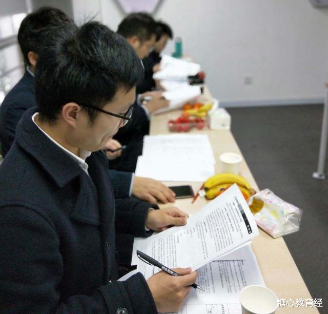 考研|研究生复试时,这4句“禁语”千万别说,多数会被导师“灭灯”