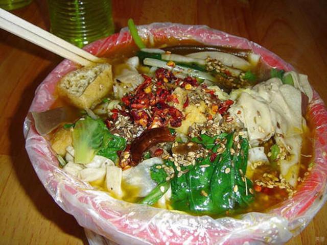 |接到100元的外卖订单,老板一开始笑开花,看到备注后却愣住了!