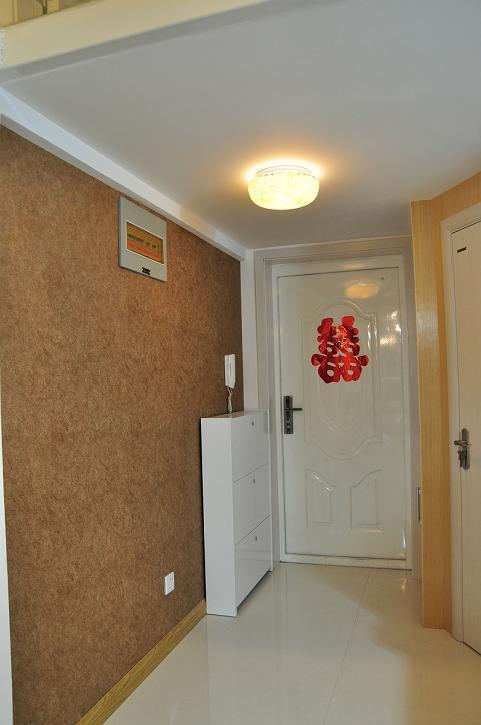 |晒晒我的50㎡小户型婚房,家里就有玻璃栈道,闺蜜来了不敢走