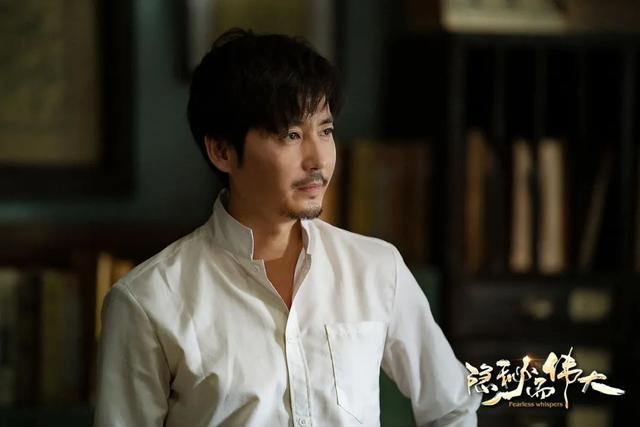 学霸|李易峰新剧豆瓣评分8.4？我恨不得冲上去调成八倍速