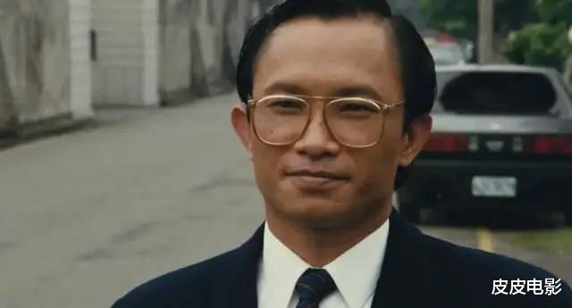 [吴宇森]1993年，吴宇森拍出这部B级片，美国票房大卖，香港影迷却怒给差评