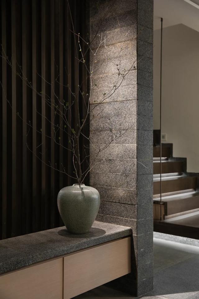 |素朴新中式，打造一方禅居，禅式空间更重视营造质朴、灵动的意境