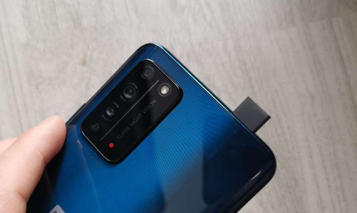 华为荣耀|当下性价比最高的三款手机，极致性价比，三年不过时！