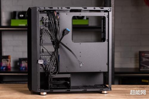 显卡|这次攒机，我选了微星全家桶：除了有才华还要有颜值