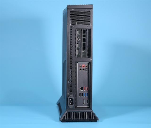 CPU|10L顶配主机散热比全塔还强！微星海皇戟X主机评测