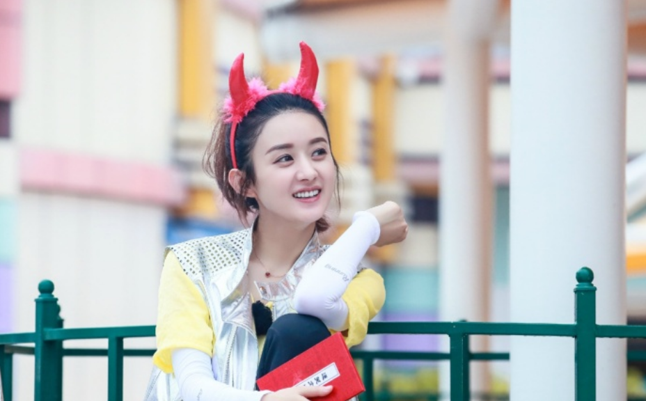 赵丽颖|赵丽颖产后“厨娘”首秀，节目两大变化，遭遇严峻挑战