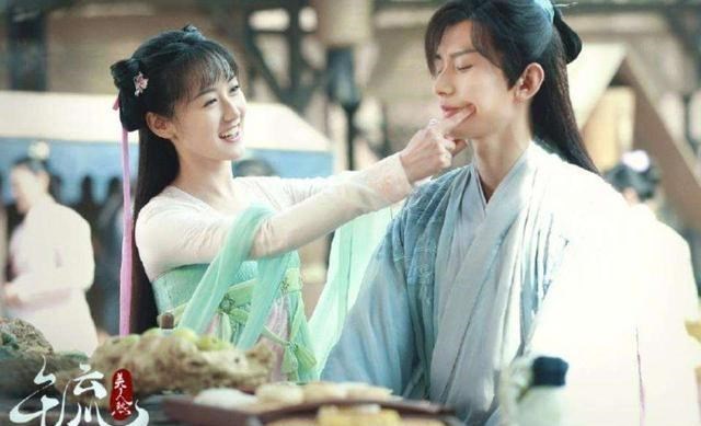 谭松韵|《以家人之名》没结束，谭松韵又有新剧开机，男主颜值不输宋威龙