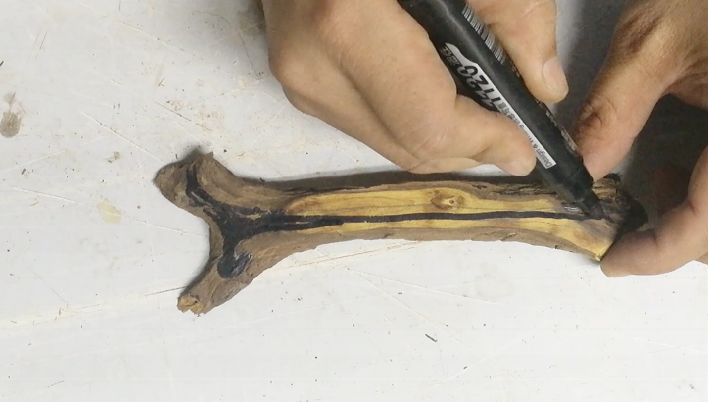 |怎样把一块木头打磨成发簪?