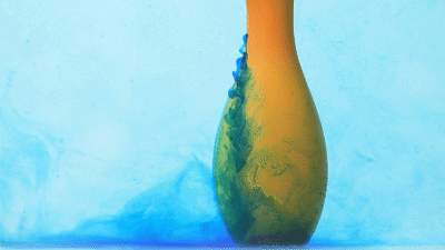 |马桶蓝泡泡“慎用”！有网友一月多用10吨水，有人差点换马桶