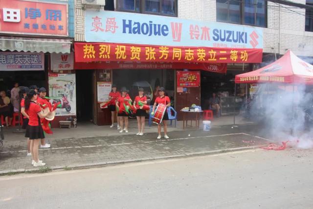 清朗天空|福建女兵荣立二等功，家乡人武部做法真暖心！