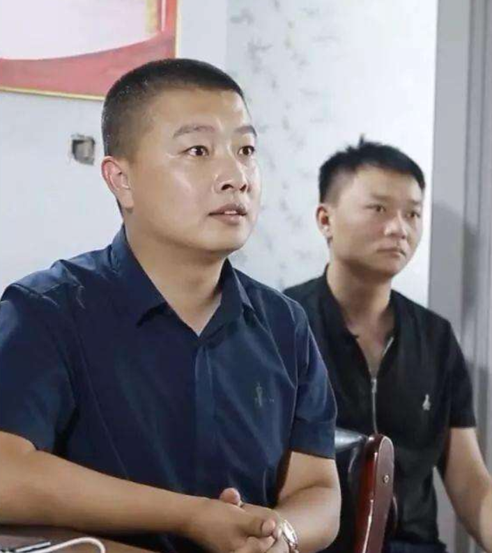 马洪涛|网红马洪涛醉驾后仍直播,现场视频曝光:被抓后想“换人”顶罪