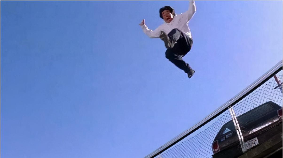 成龙|你绝对想不到，这个电影最好看的竟然是映前贴片预告！！