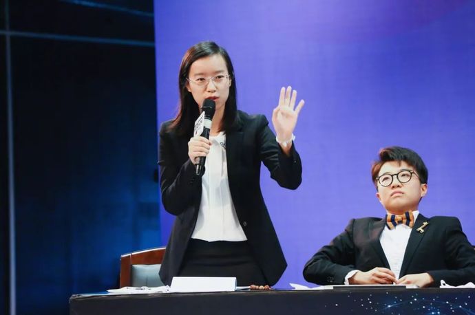 哈佛大学|农村女孩被保送北大却拒绝，贷款100万赴美读哈佛，如今过得怎样