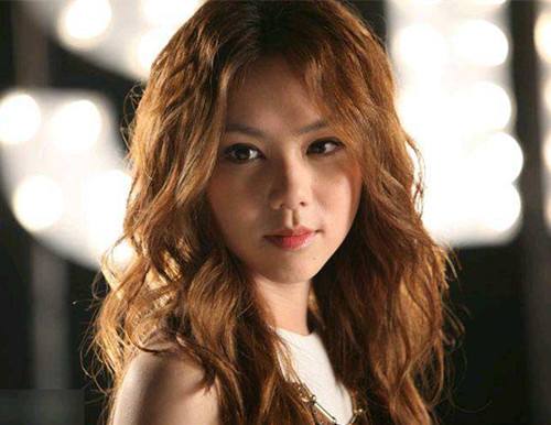 我是歌手|她曾退赛《我是歌手》，如今“凤凰涅槃”独立养活公司，身价远远超过总冠军！