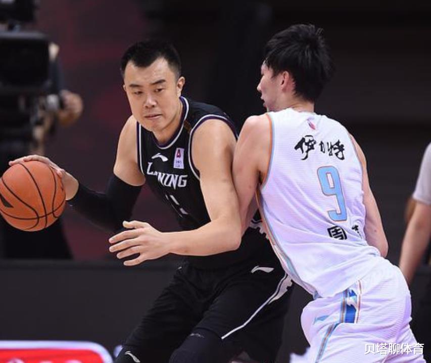 新疆男篮|新疆28分惨败辽篮后，官博沦陷了！球迷怒喷：周琦是CBA的大笑话