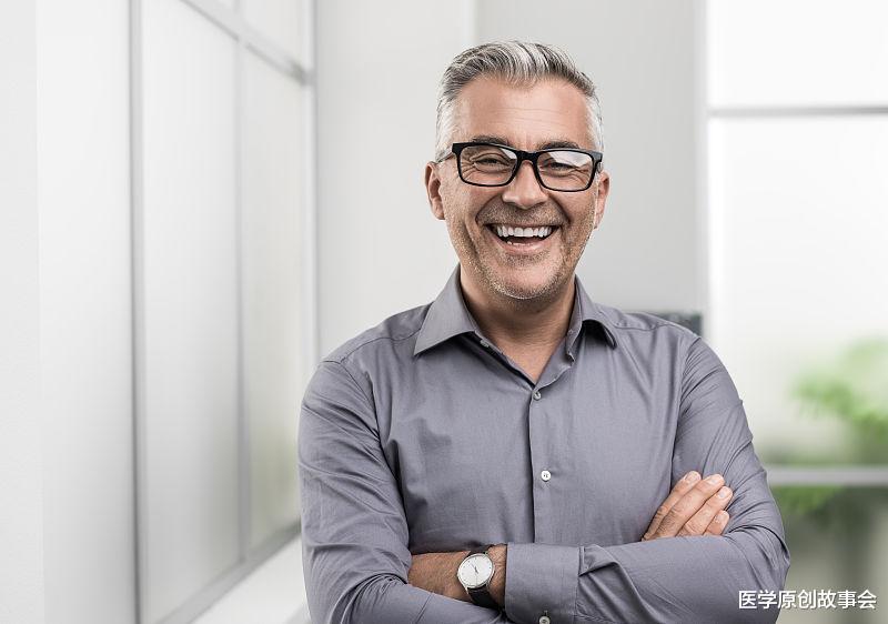 |远离癌症的男人，晚上常有四个共性，若你四个都有，恭喜很健康