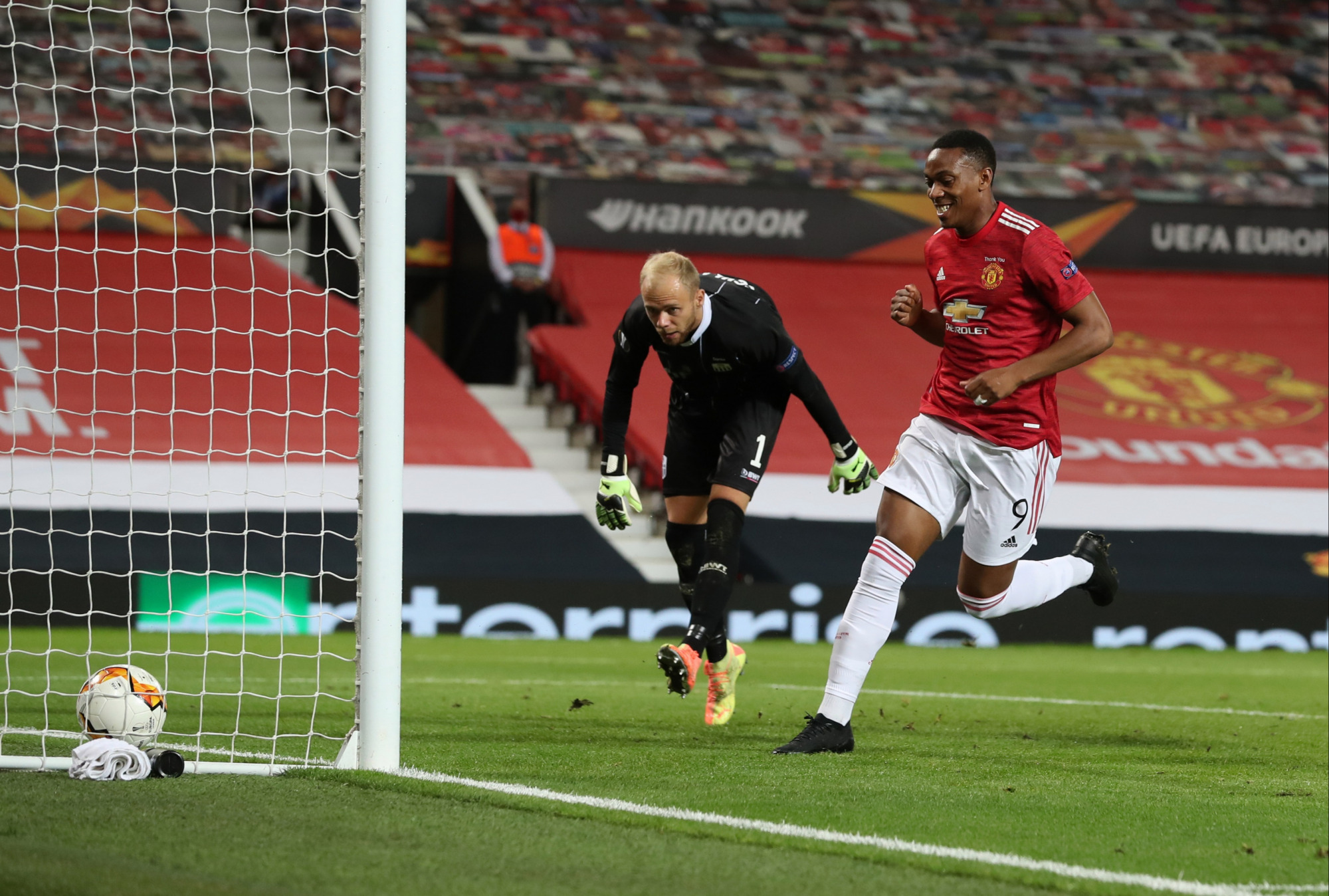 曼联|曼联球员赛后评分：林皇7.3分，伊哈洛6.8分，此人是全场最佳！