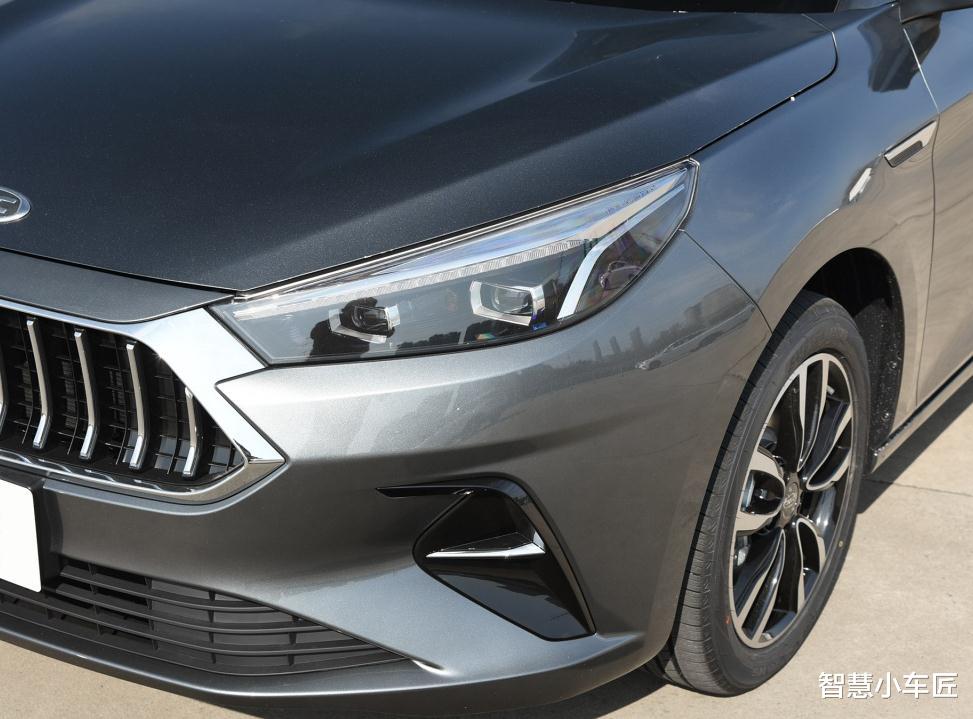 「马力」国六有一款好车,前后独悬配大掀背,一脚油门150马力,8.48万起