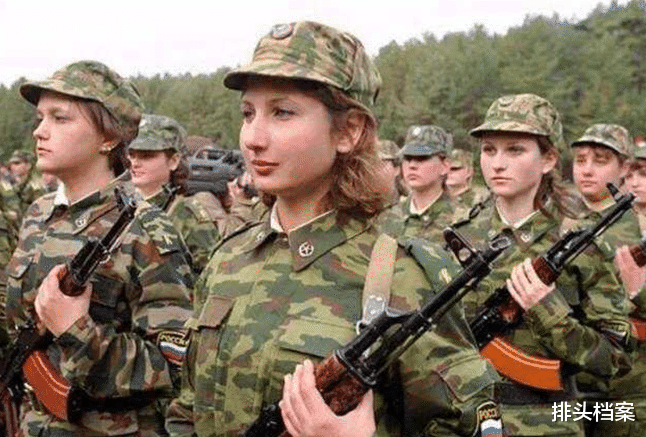 亚美尼亚|亚美尼亚女兵冲出阵地杀敌，大量女性进入战场，可能只会送死？