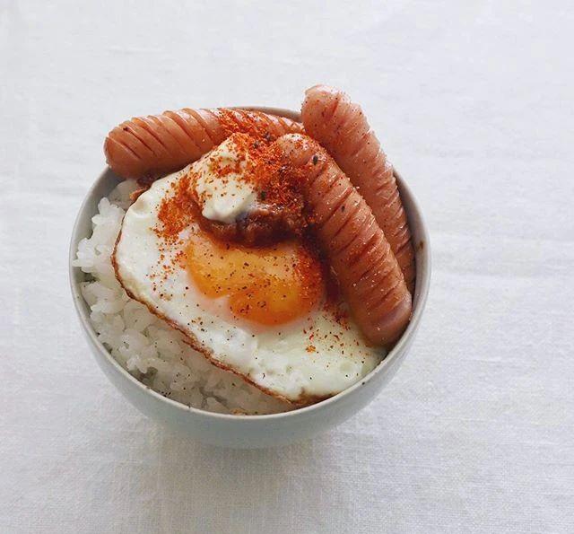 #米饭#看了这位大叔晒的“精致早餐”，网友：忍不住“流口水”