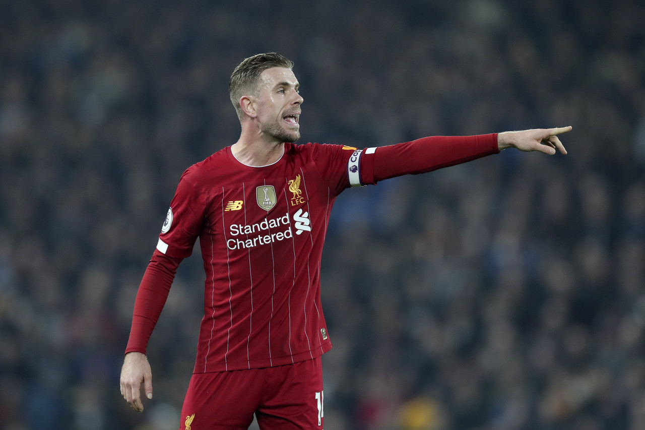 本泽马：最佳球员候选众多，中场球员最有优势，谁能拔得头筹？