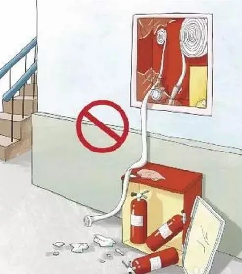 『』10岁男孩7楼扔灭火器砸死邻居......判了!