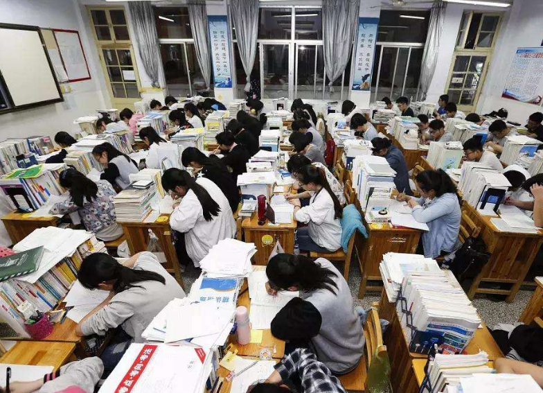 教育部|教育部：这3类考生不能参加明年高考，学长学姐推荐这3东西也别买