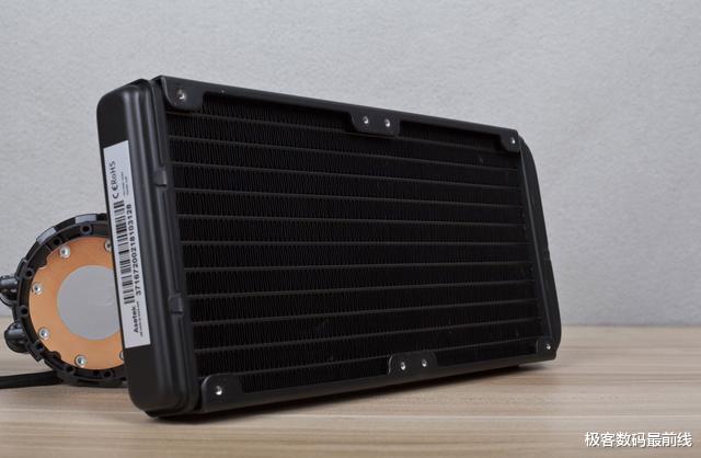 影驰|宅家游戏装备不能少，R5 3600+2060s+ XPG入侵者装机体验