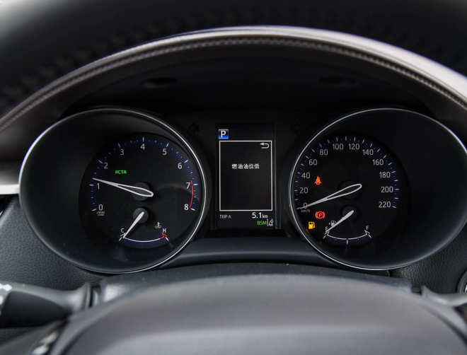 「丰田奕泽」标配10气囊，五星安全的丰田奕泽油耗还低，TNGA架构果然不