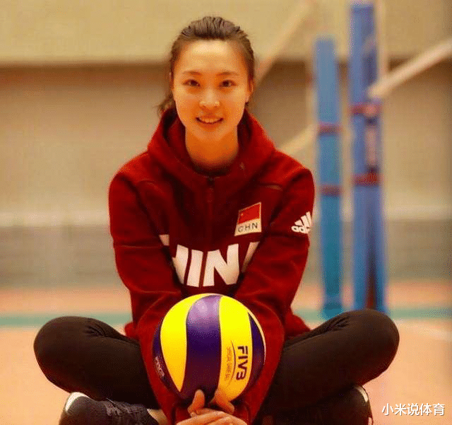 『女排』曾任女排队长，颜值担当，退役后嫁军医老公，因心脏手术九死一生