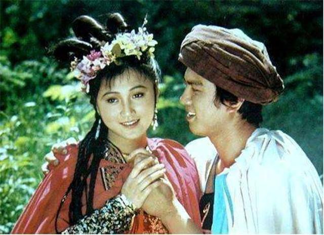 林芳兵|80年代第一美女,因长得太漂亮遭人算计,被丈夫用632封情书追到手