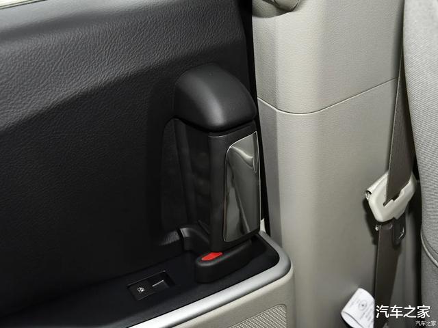 别克GL8|家用“埃尔法”!轴距超3米,空间还贼大!