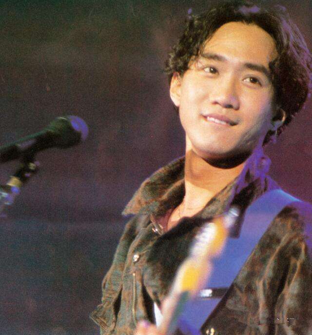 黄家驹|黄家驹低谷期为刘德华写下了这首歌,火了有29年,成了一代经典