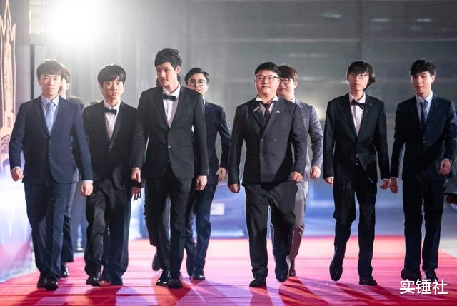 「Uzi」RNG官宣Uzi离队,乌兹前助理说出小狗新去处!大名单看懵LOL群星