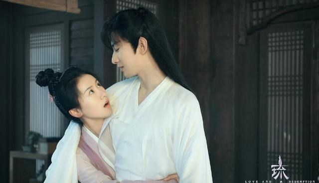 琉璃|《琉璃》中司凤是妖不是人，剧中多处细节曾经暗示，只是你没在意