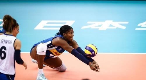 「意大利队」深度：球路相克，中国女排对意大利弱在哪？对塞尔维亚又强在哪里